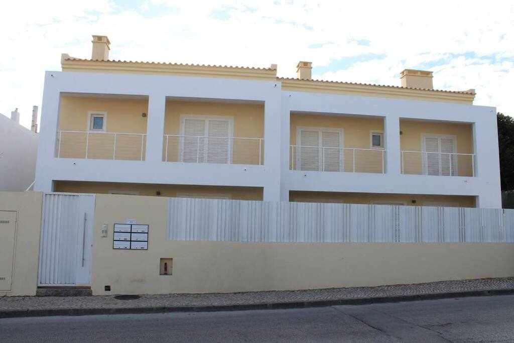 Sunhome Casas De Ferias Em Portimao Ngoại thất bức ảnh